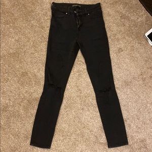 SOLD! Abercrombie Mid Rise Ripped Knee Skinny Jeans
